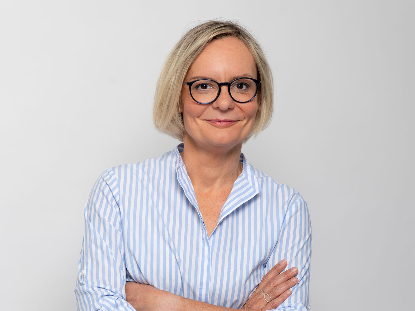 Berater im Gespräch mit einem Kunden 