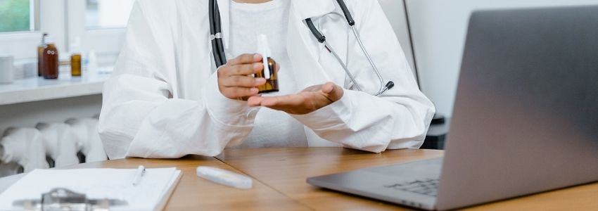 Doctor in front of a computer - Telemedicine